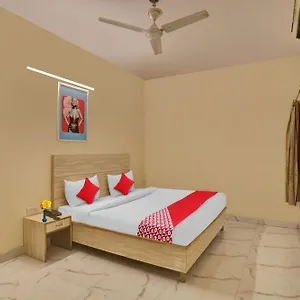https://flagship-hotel-the-flash-near-sbi-bank.top-gurgaonhotels.com
